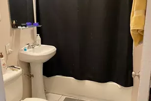 3926 W Byron St, Chicago, IL 60618 - Photo 7