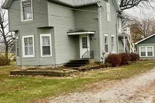 365 4th Ave S, Saint Anne, IL 60964 - Photo 1