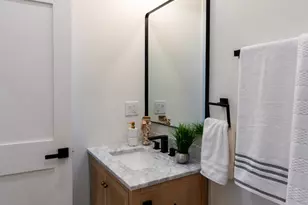 1018 N Princeton Ave, Villa Park, IL 60181 - Photo 31