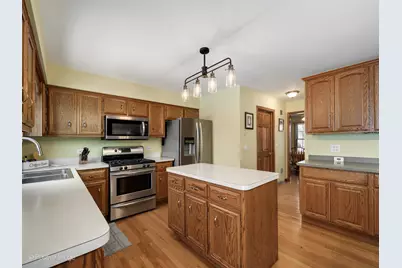 3431 Charlemaine Drive, Aurora, IL 60504 - Photo 9