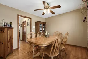 3431 Charlemaine Dr, Aurora, IL 60504 - Photo 7