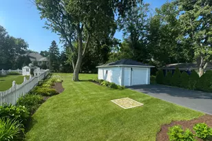 758 N Kenilworth Ave, Glen Ellyn, IL 60137 - Photo 3