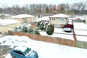 8059 W 84th St, Justice, IL 60458 - Photo 13