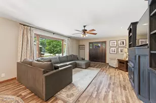 177 Franklin St, Oswego, IL 60543 - Photo 11