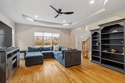 1203 N Burning Bush Lane, Mount Prospect, IL 60056 - Photo 5