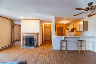 1345 Cunat Ct, Lake in the Hills, IL 60156 - Photo 5