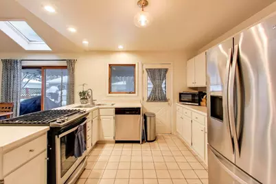 3206 Sunnyside Avenue, Brookfield, IL 60513 - Photo 7