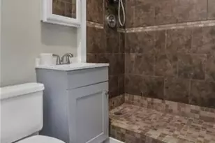 2203 W Kirby Ave, Champaign, IL 61821 - Photo 9