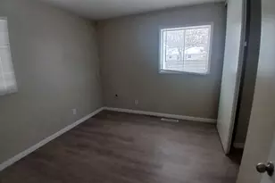 2203 W Kirby Ave, Champaign, IL 61821 - Photo 7