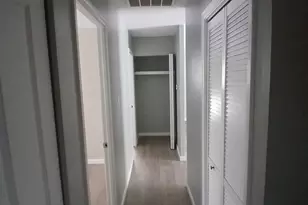 2203 W Kirby Ave, Champaign, IL 61821 - Photo 5