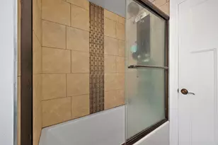 1435 Gunderson Ave, Berwyn, IL 60402 - Photo 11