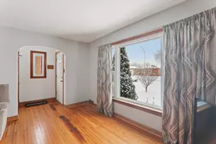 8033 Austin Ave, Burbank, IL 60459 - Photo 5