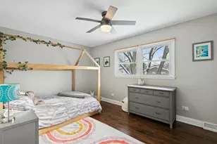 635 E Golf Rd, Libertyville, IL 60048 - Photo 15