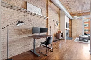 2333 W St Paul Ave, Chicago, IL 60647 - Photo 3