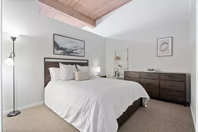 2333 W Saint Paul Avenue #333, Chicago, IL 60647 - Photo 13