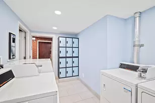 8440 W 95th St, Hickory Hills, IL 60457 - Photo 11