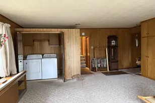 236 10th St, Lasalle, IL 61301 - Photo 15