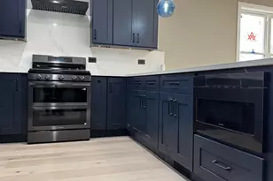 4348 W Thomas St, Chicago, IL 60651 - Photo 13