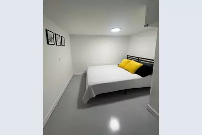 1703 N Monticello Avenue, Chicago, IL 60647 - Photo 19