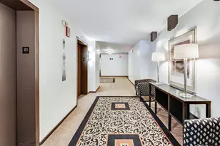 22 Park Ln, Park Ridge, IL 60068 - Photo 7