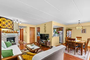 6331 W 63rd St, Chicago, IL 60638 - Photo 3