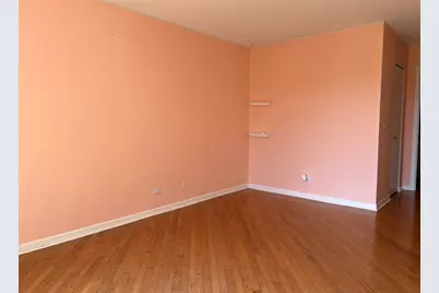 805 Leicester Road #320, Elk Grove Village, IL 60007 - Photo 17