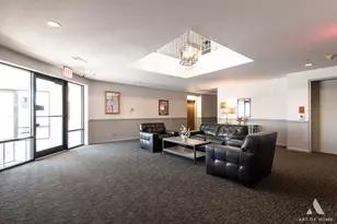 805 Leicester Rd, Elk Grove Village, IL 60007 - Photo 3