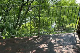 805 Leicester Rd, Elk Grove Village, IL 60007 - Photo 23