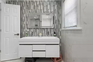 7030 Foster St, Morton Grove, IL 60053 - Photo 17