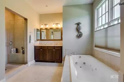 [Address not provided], Winnetka, IL 60093 - Photo 17