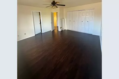 13 Pioneer Park Place, Elgin, IL 60123 - Photo 11