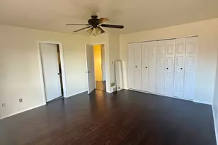 13 Pioneer Park Pl, Elgin, IL 60123 - Photo 11