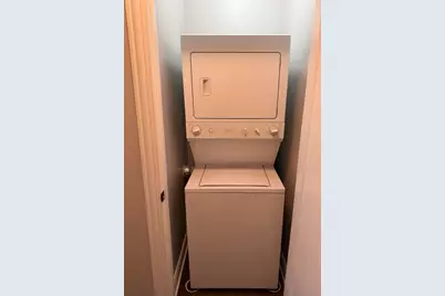 400 N La Salle Drive #2909, Chicago, IL 60654 - Photo 9