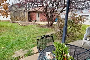 400 W Erie St, Spring Valley, IL 61362 - Photo 33