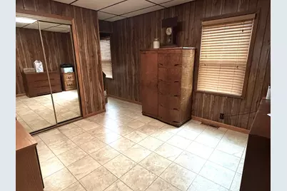 400 W Erie Street, Spring Valley, IL 61362 - Photo 15