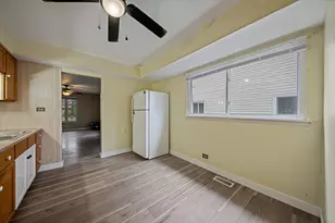 16738 Hobart Ave, Orland Hills, IL 60487 - Photo 7