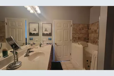 1415 Cambria Drive, Dekalb, IL 60115 - Photo 19