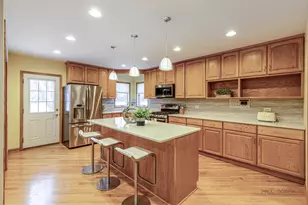 16373 W Menna Ln, Lincolnshire, IL 60069 - Photo 9