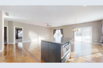 911 E Barker Street, Tuscola, IL 61953 - Photo 11