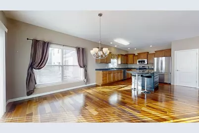 911 E Barker Street, Tuscola, IL 61953 - Photo 7