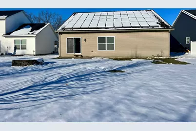 911 E Barker Street, Tuscola, IL 61953 - Photo 33