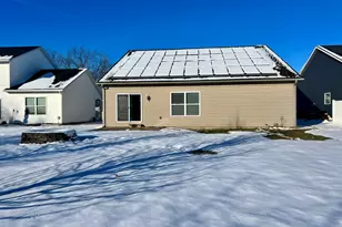 911 E Barker St, Tuscola, IL 61953 - Photo 33