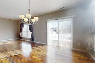 911 E Barker St, Tuscola, IL 61953 - Photo 9