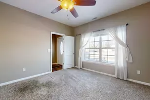 911 E Barker St, Tuscola, IL 61953 - Photo 25