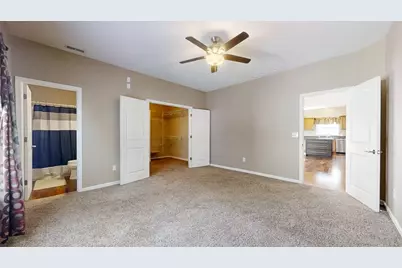 911 E Barker Street, Tuscola, IL 61953 - Photo 15