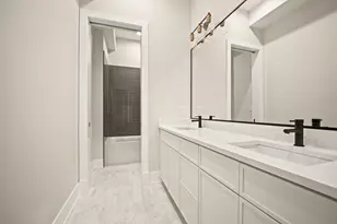 4353 N Richmond Ave, Chicago, IL 60618 - Photo 29