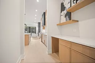 4353 N Richmond Ave, Chicago, IL 60618 - Photo 11