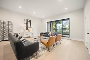 4353 N Richmond Ave, Chicago, IL 60618 - Photo 3