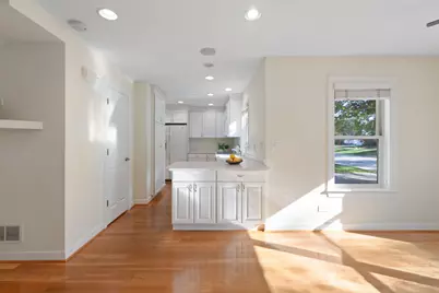 5333 Fairview Avenue, Downers Grove, IL 60515 - Photo 5