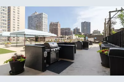 655 W Irving Park Road #5202, Chicago, IL 60613 - Photo 15